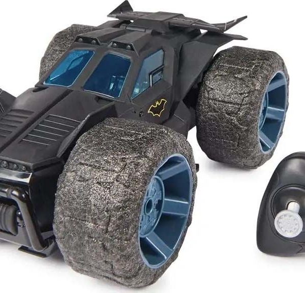 Batman Stunt Shot Radiostyrd Batmobile 1:18|