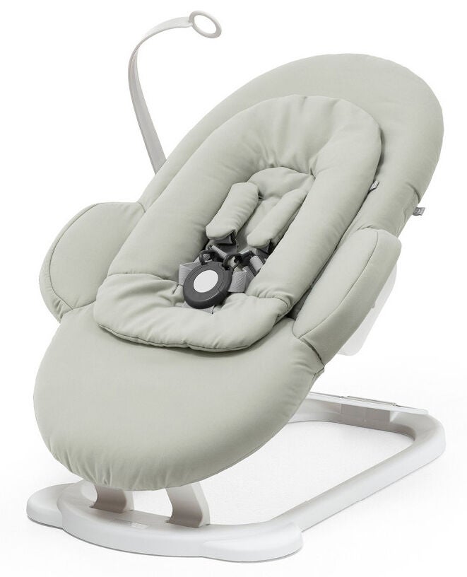 Stokke Steps Babysitter|Soft Sage/White Chassis