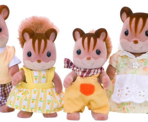 Sylvanian Families Figurset Familjen Valnötsekorre|